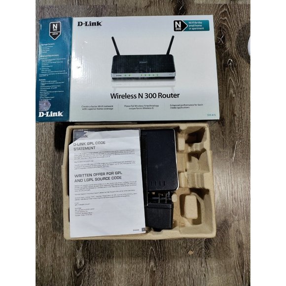 D-Link Wireless Router N300 DIR 615 4Lan Ports Wireless USB Port Black - Picture 2 of 4